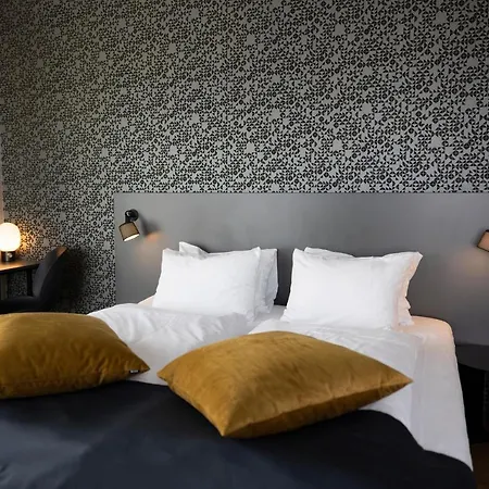 Ξενοδοχείο The Tide - 4*