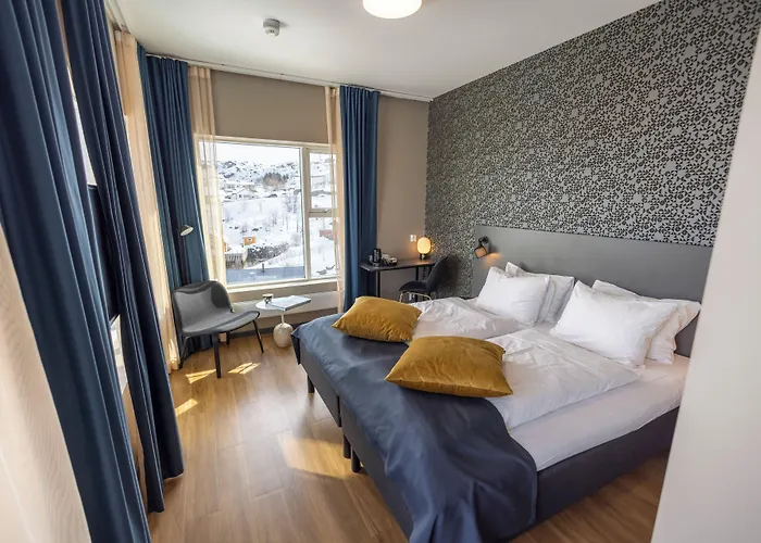 The Tide - 4* Sørvågen