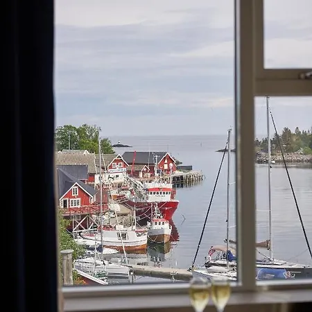 The Tide - Отель 4*